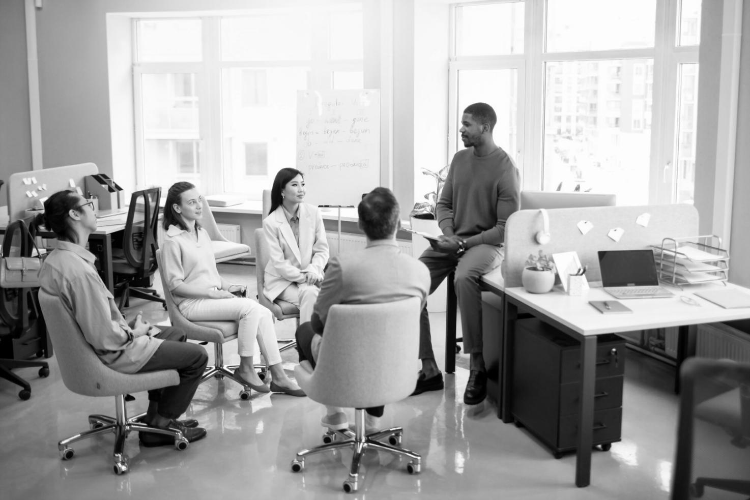 Analyse de tableaux de bord financiers en environnement commercial